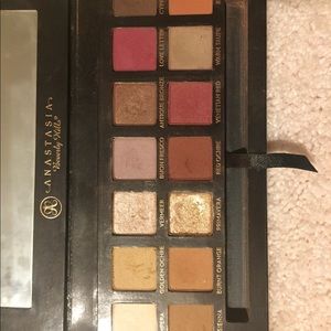 Modern renaissance eyeshadow palette from abh